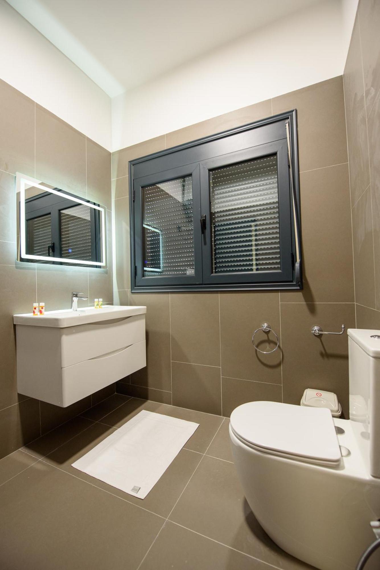 Vlorë Olivium Rooms מראה חיצוני תמונה