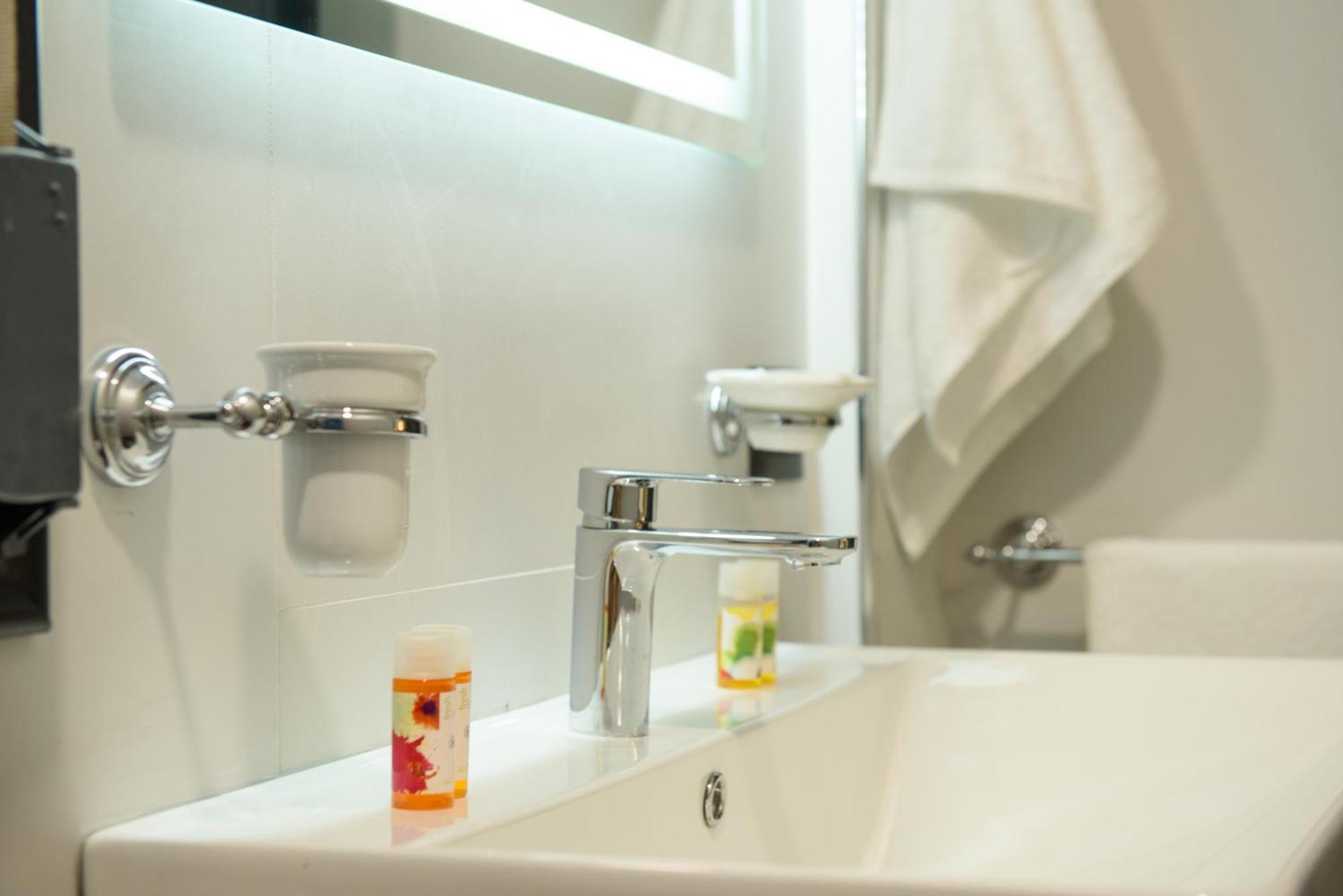 Vlorë Olivium Rooms מראה חיצוני תמונה